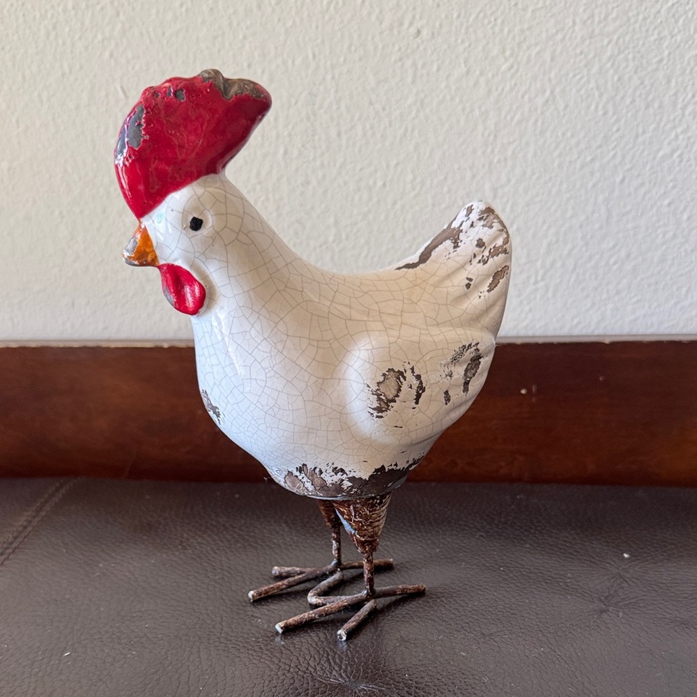 Ceramic Rooster - Rustic Crackled Design w/Metal Feet - Red Comb & Waddle
